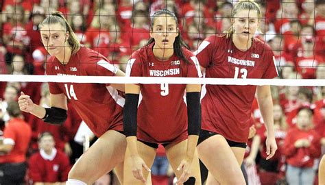 wisconsin team leaks|Private photos of UW volleyball players shared